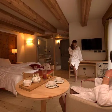 Hotel Pra Delle Nasse Siror